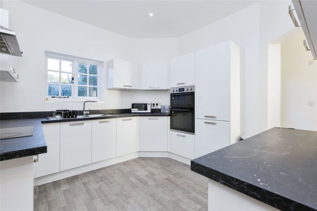 51, Sykefield Avenue, Leicestershire photo 4