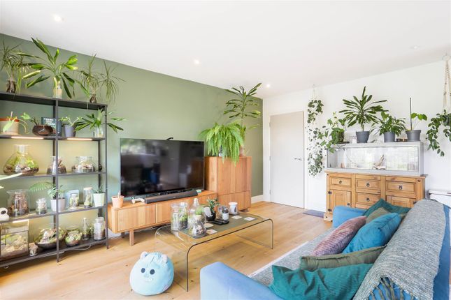 6, 15a Devonshire Road, Sutton photo 4