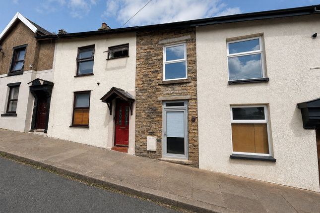 5, Back Cecil Street, Mossley photo 3
