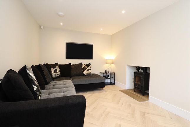 65, Hull Road, York photo 2