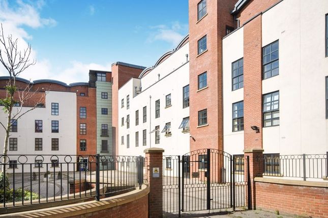 Property For Sale In Curzon Place Gateshead Ne8 Buy Properties In Curzon Place Gateshead Ne8 Zoopla