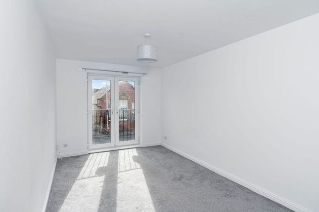 67d, Polton Street, Bonnyrigg photo 4
