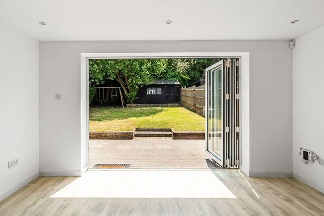 30 Woodside Road, Sevenoaks photo 2