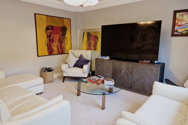 34, Boleyn Mews, Ascot photo 4