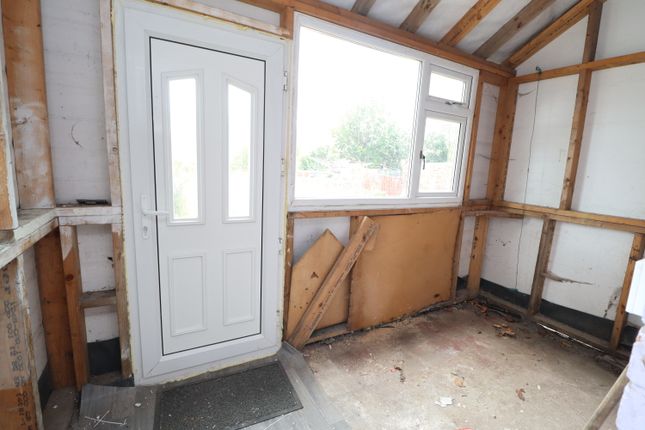 217, Green Lane, Rotherham photo 4
