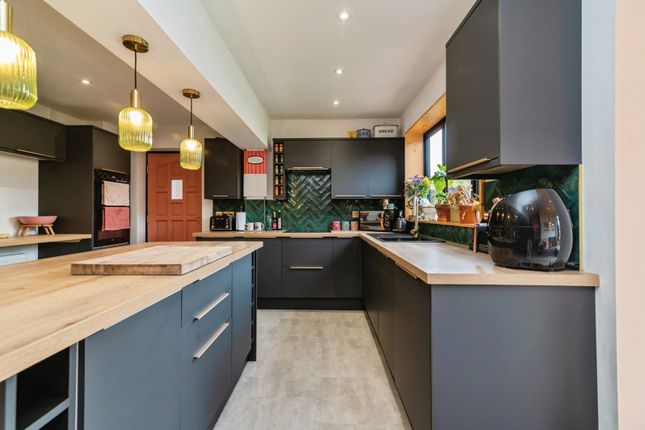 34, Orchard Rise, Nottingham photo 3