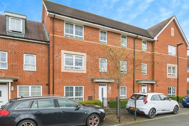 Flat for sale in Charles Arden Close, Southampton