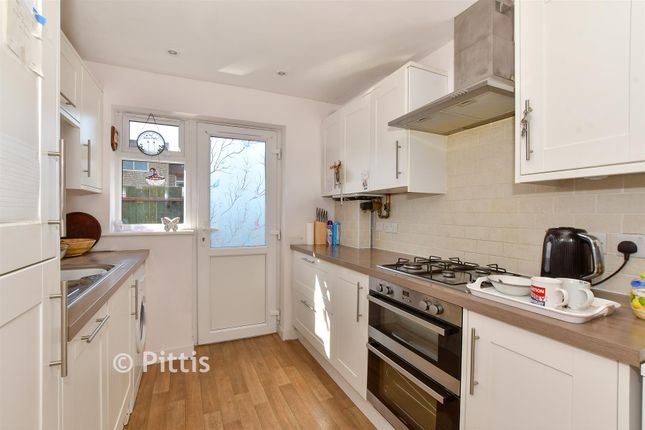 2-bed terraced on Bridge Mead Mews, Avenue Road, Sandown, £194,000