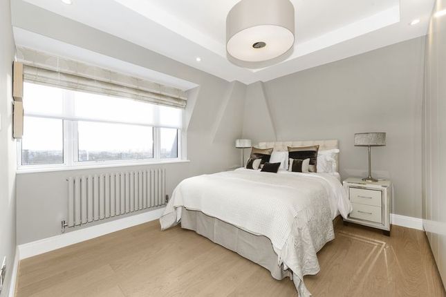 Flat to rent in Boydell Court St Johns Wood Park, St Johns Wood, London