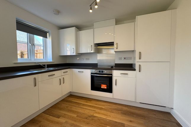 8, Stowe Street, GRANTHAM photo 4