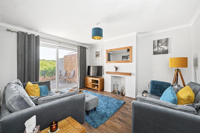 18, Dammersey Close, Markyate photo 2
