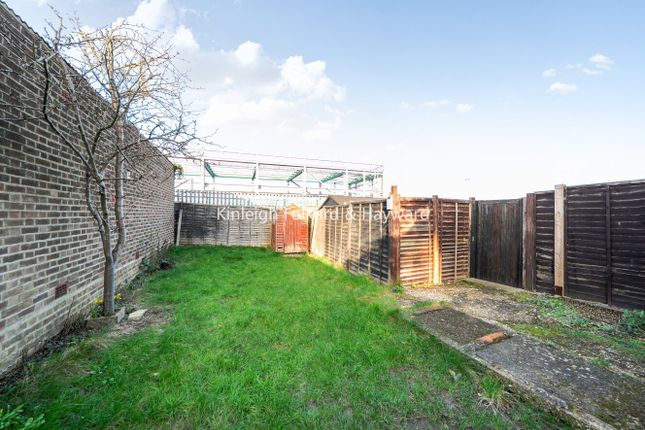 5, East Close, Barnet photo 4