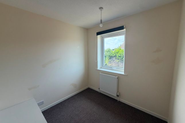 4, Long Meadow Walk, Lowestoft photo 3