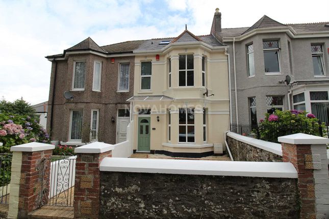 Immaculate Property With En Suite Large Garage Superb Living