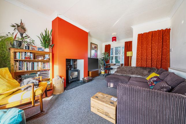Tokai Cottage, 2, West Fen Drove, Whittlesey, Peterborough photo 2