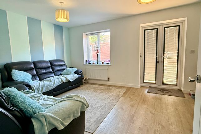 24, Farman Drive, Hoo, Rochester photo 2