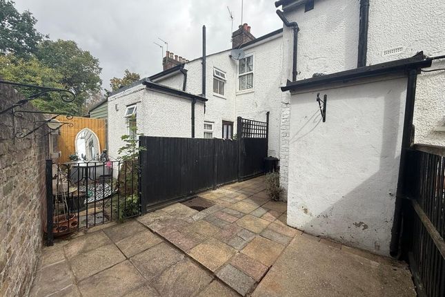 Union Street, High Barnet photo 5