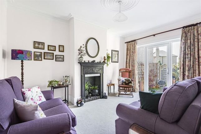 197, Stanwell Road, Ashford photo 4