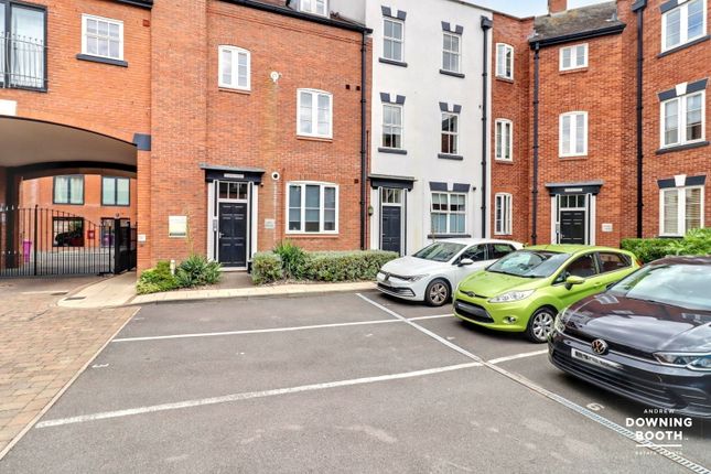 9 Charter Mews, Sandford Street, Lichfield photo 2