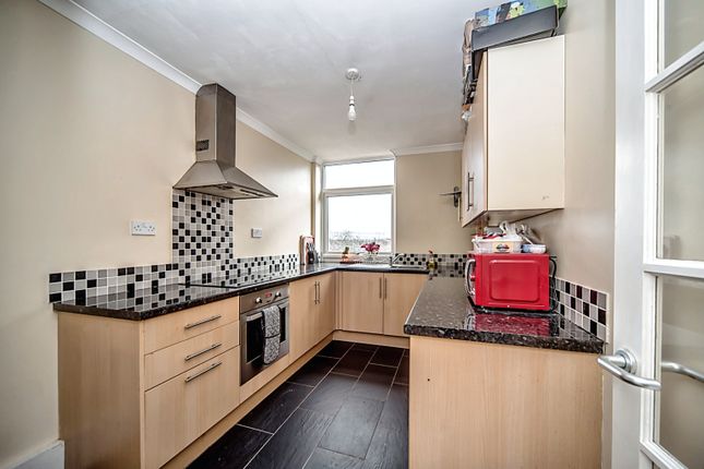23, Seaton Drive, Bedfordshire photo 3