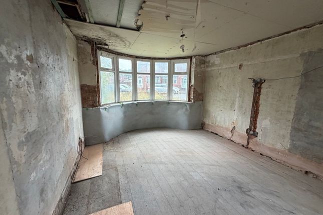 12 Chatsworth Avenue, Manchester photo 4