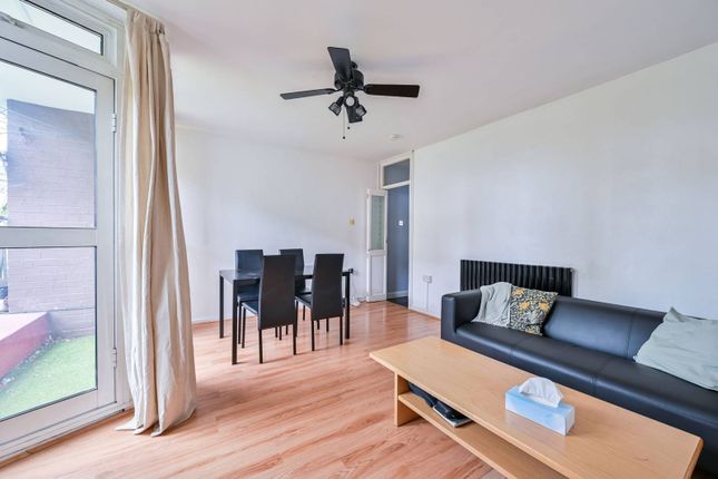 Thumbnail Flat to rent in Walworth Place, Elephant And Castle, London