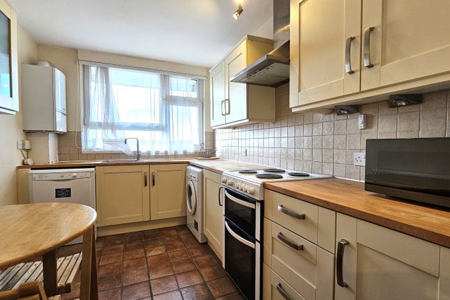 79 Peregrine House, Hall Street, London photo 2