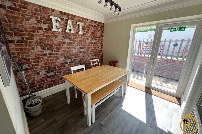 Room 7, 70, Queens Road, Portsmouth photo 4