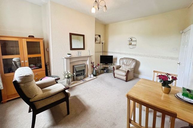 424, Wigan Road, Bolton photo 2