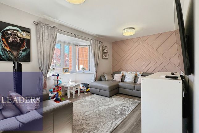 24, Reynolds Drive, Essex photo 2