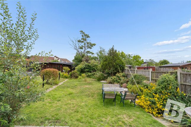 18, Ayr Way, Rise Park photo 4