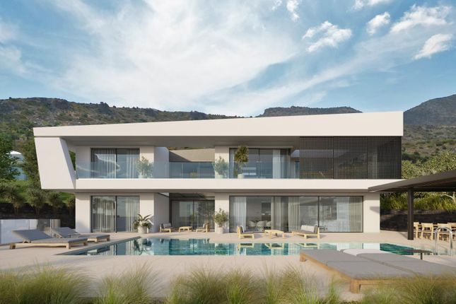 Villa for sale in Limenas Chersonisou 700 14, Greece