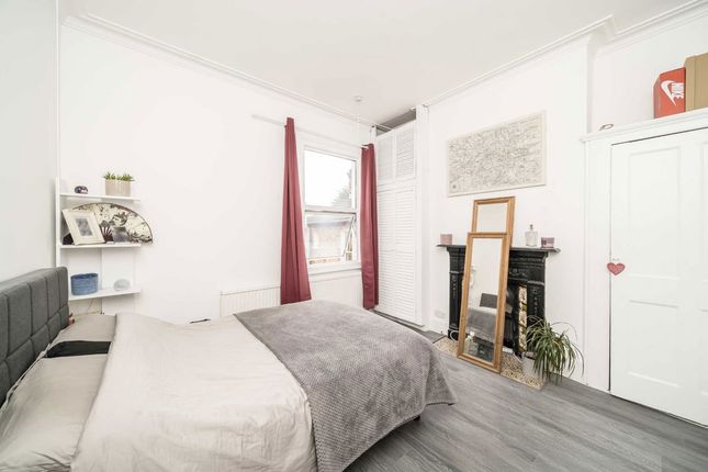 3, Moring Road, London photo 4