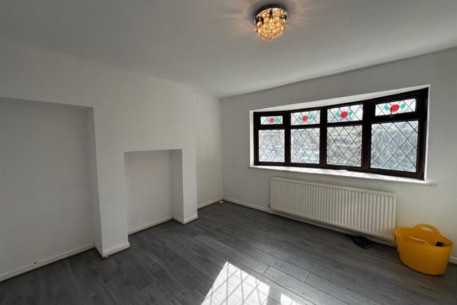 14, Lathom Grove, Birmingham photo 3