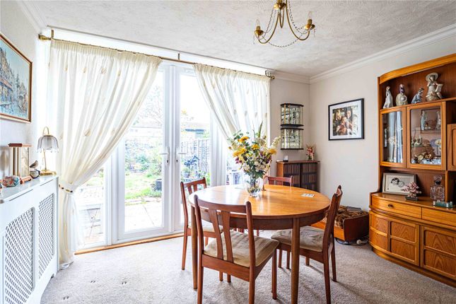 13, Tewin Road, Hertfordshire photo 4