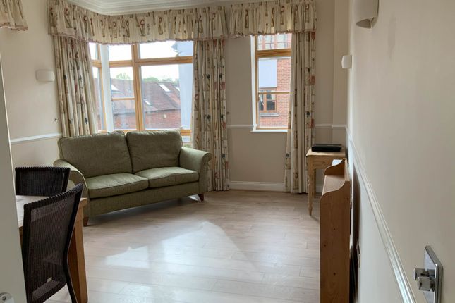 Thumbnail Flat to rent in Cromwell Mews, Marlborough