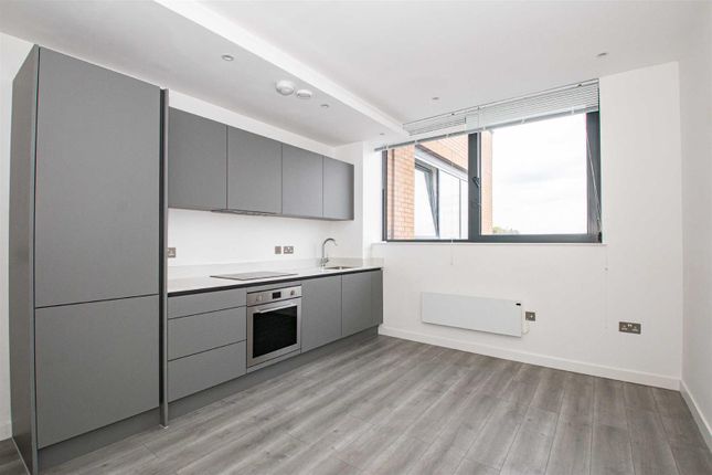 Thumbnail Flat to rent in Capital Drive, Milton Keynes