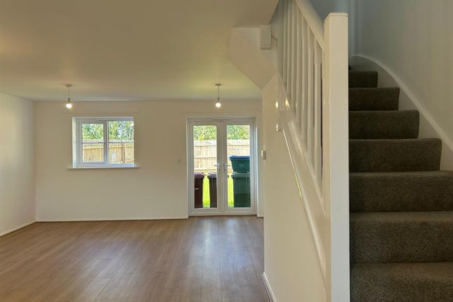 5, Waxwing Court, Scunthorpe photo 2