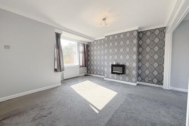 47, Crossways Drive, Harrogate photo 2