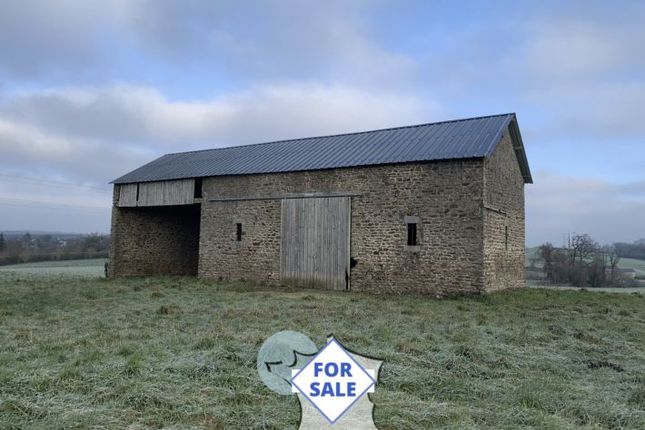Thumbnail Barn conversion for sale in Champeon, Pays-De-La-Loire, 53640, France