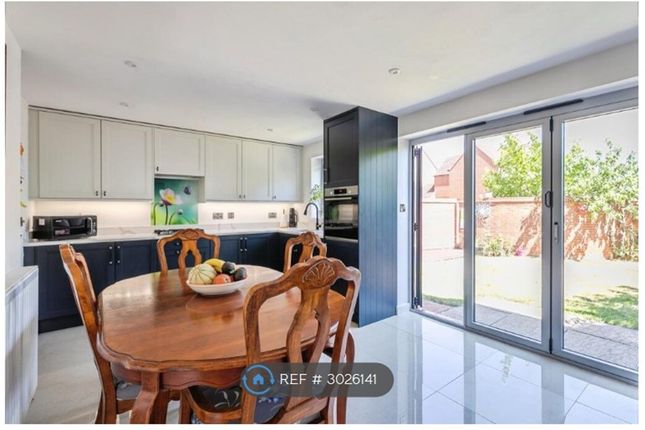Malden Way, Eynesbury, St. Neots photo 2