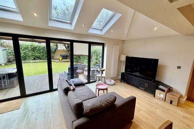 17 Swaylands Drive, Sale photo 4