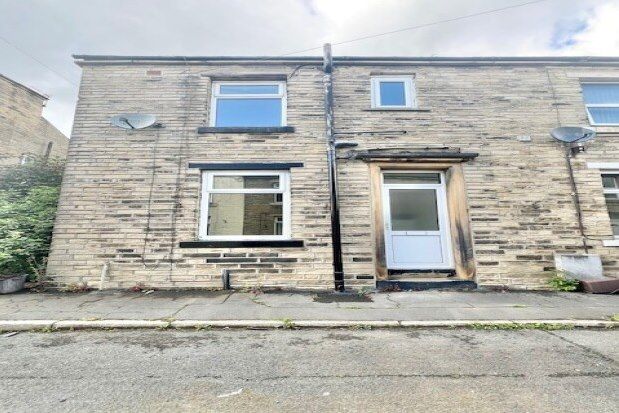 Thumbnail Property to rent in Edward Street, Brighouse