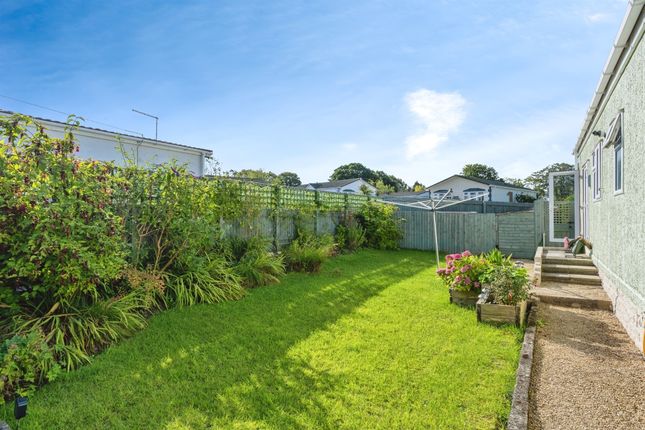 38, Cannisland Park, Swansea photo 2