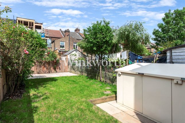 Terraced house for sale in Roslyn Road, London