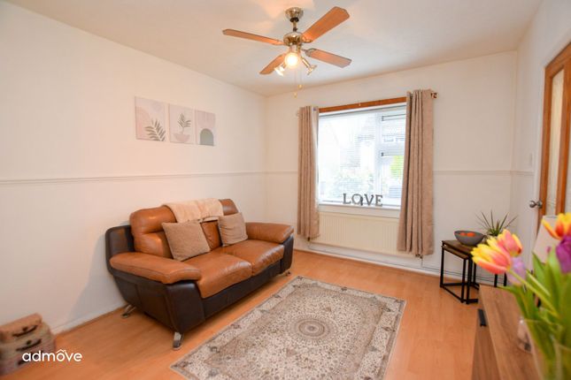 8 Hopefield Road, Lymm photo 4