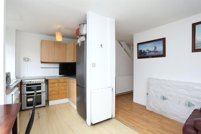 93, Burnt Ash Road, London photo 4