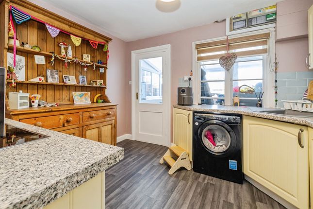 2, Westholme, Louth Road, Market Rasen photo 3