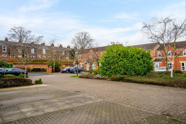 End terrace house for sale in St. Pauls Mews, York