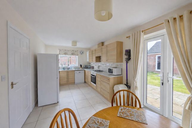 Ty Rhondda, 53, Meadow Rise, Lydney photo 4